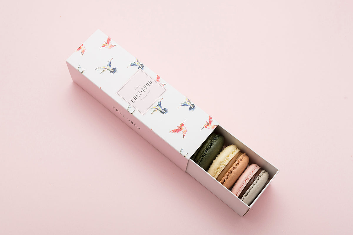 6 piece macaron selection gift box