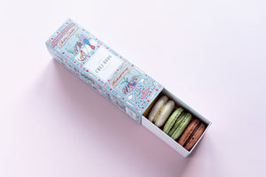 6-piece macaron selection in collection gift box (blue)