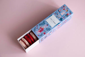 6-piece macaron selection in 'Wonderland' collection gift box (blue)