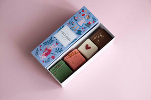 4-piece mignon selection in 'Wonderland' collection gift box (blue)