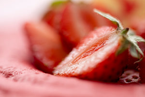 MACARON TORTA 'Fraise - Rhubarb'
