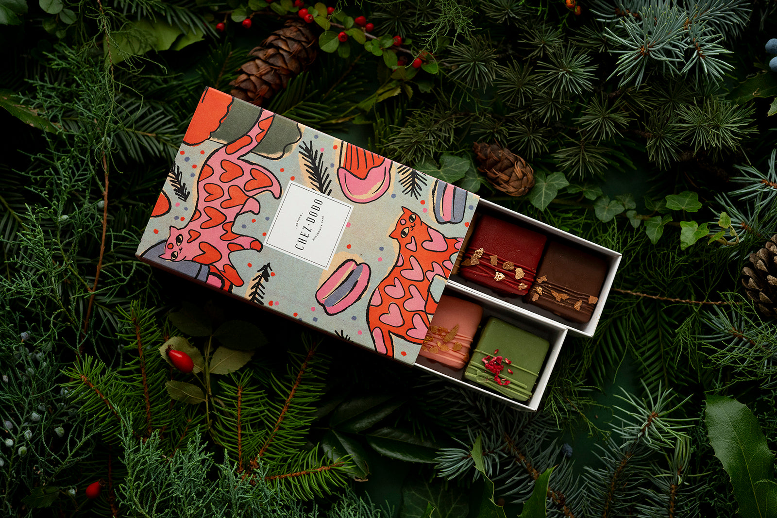 8 db-os mignon válogatás 'Cats' díszdobozban